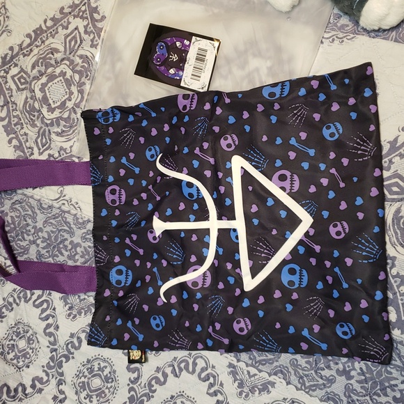 Plushie Dreadful Rheumatiod Arthritis Rabbit - Picture 5 of 9